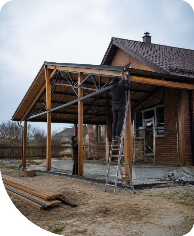 Пристройка навеса к дому и участку в Алапаевске под ключ